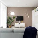 Beautiful 3 Room-flat Near Palais Apartment
